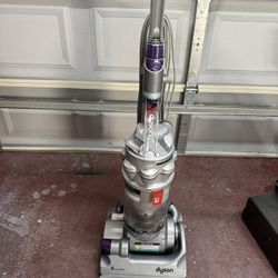 Dc14 Complete Dyson Vacuum