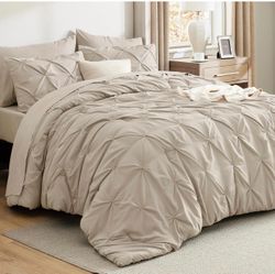 Bedsure California King Comforter Set Beige - Bed in a Bag Cal King Bedding Set 7 PCS, GentleSoft™ Bed Set Gift for Family, All Season Down Alternativ