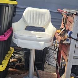 2 Boat Seats One With Pedestal One Without Needs Cleaning Been In Storage 200 Or Best Offer
