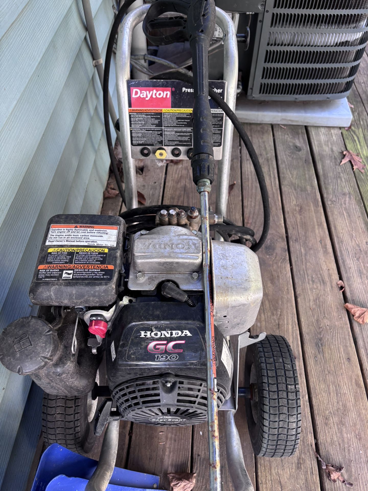 Dayton 2800 PSI Pressure Washer w/ Honda GC190 Engine – Runs Great – $100 / OBO