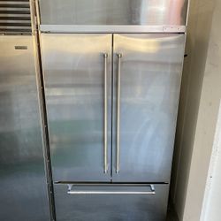 KITCHEN AID 42” BUILT IN FRENCH DOOR FRIDGE 