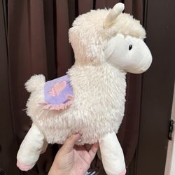 Baby llama plushie toy