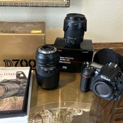Nikon D7000 w Extra Lenses