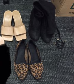 Women’s Sandals And Boots Size 6.5