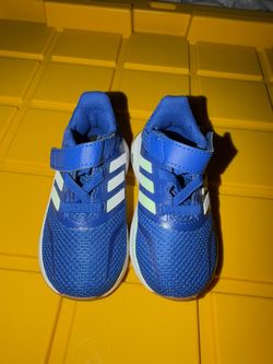 Adidas kids Size 5K