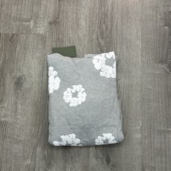 Denim Tear Hoodie ( Not Free Read Description)