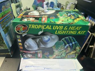 Zoomed Tropical UVB And Heat Lighting Kit