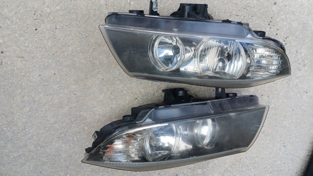  2011 BMW  328i HEADlights / Headlamps