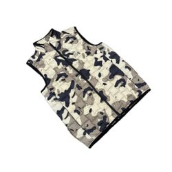 The Mountain Hardwear Summiter Down Vest Men's Size M Full Zip Camo Outdoor