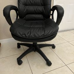 Big black desk Chair, 45’ H, 27’’W,  27’ D  ($30.00)