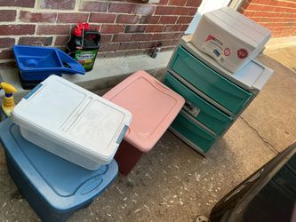 Five Storage Bins ( The Pink One Has A Little Cut In The Bottom) All For $20
