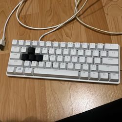 Razer Huntsman Mini White (Black WASD)