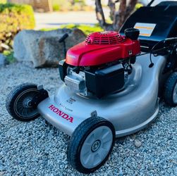 HRR Honda Self Propelled Lawn Mower