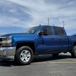 2017 Chevy Silverado Lt