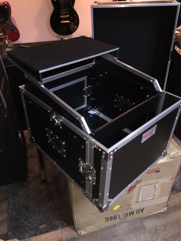 GMI Pro DJ Case w/slide rack