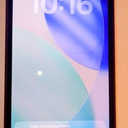 ***iPhone 14 – Unlocked – Excellent Condition – Ready to Use***