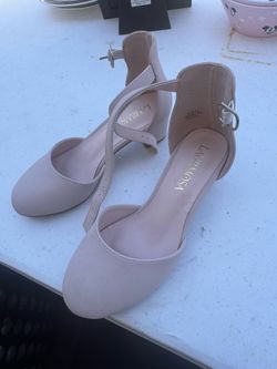 Girls shoes