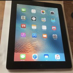 Apple iPad 2 16GB WiFi Tablet 9.7”