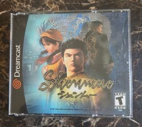 Dreamcast Shenmue Retro Video Game in case with booklets