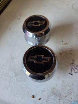 Chevrolet valve cover breather caps billet aluminum