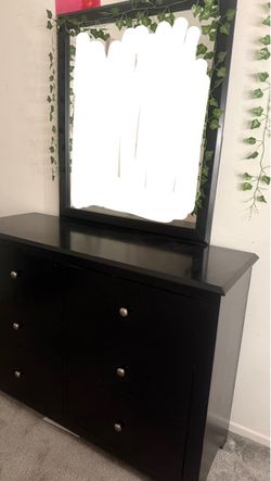 Dresser & Nightstand