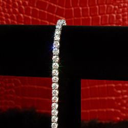 Ice Storm 7 Inch Moissanite Tennis bracelet 
