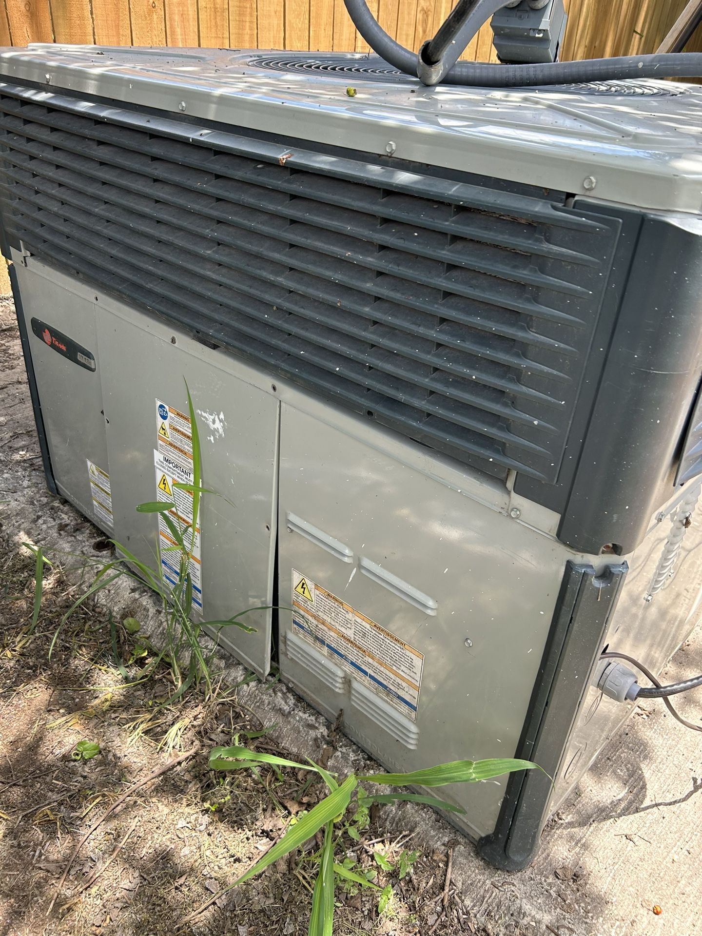 Trane XL 13c 2.5 Ton Ac And Heat Unit for Sale in Edinburg, TX - OfferUp