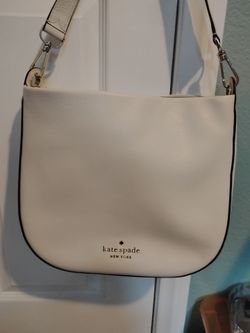 Kate Spade leather purse. Medium size. New