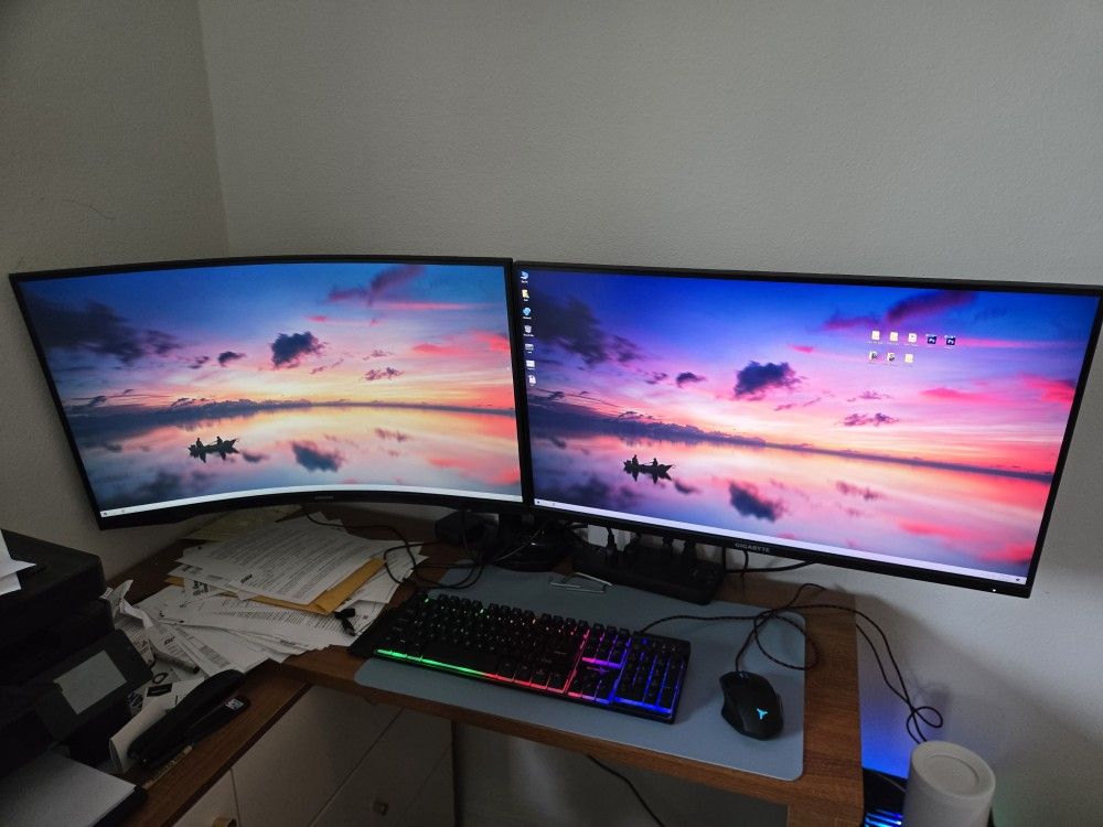 2 32" Gaming Monitors With Stand