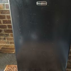 Small Refrigerator 
