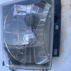 Tacoma Right Headlight 