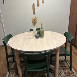 Dining table set , 4 chairs