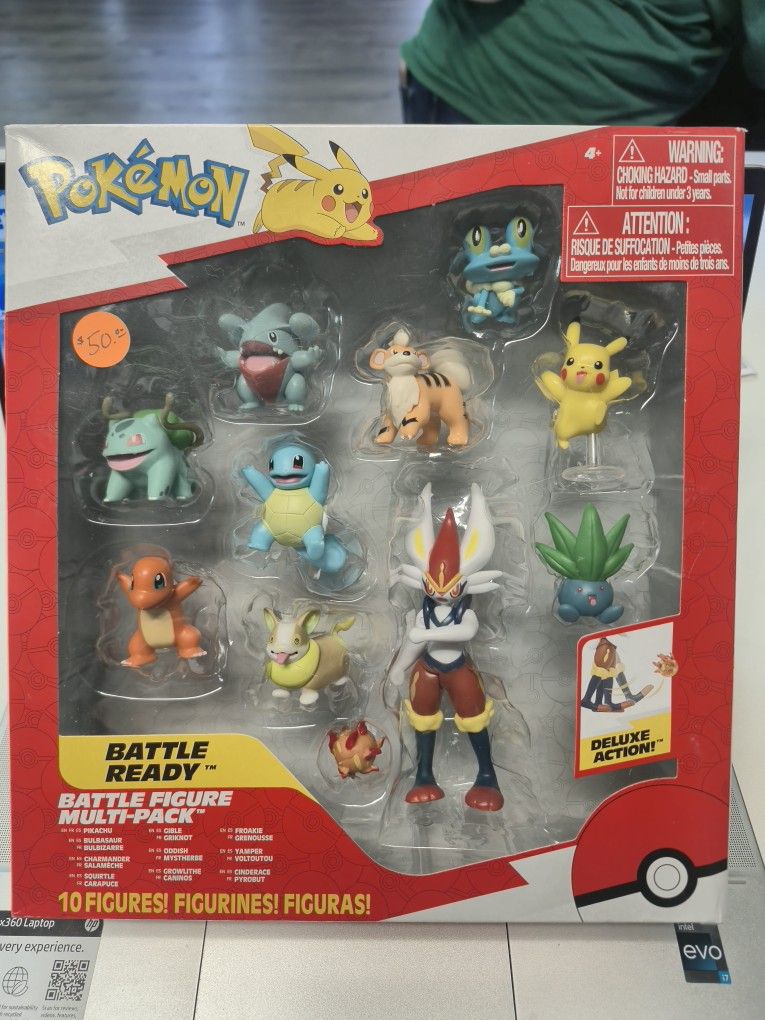 Pokémon TCG Figures Collection Box