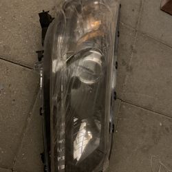 Headlight For 2019 Honda Accord 