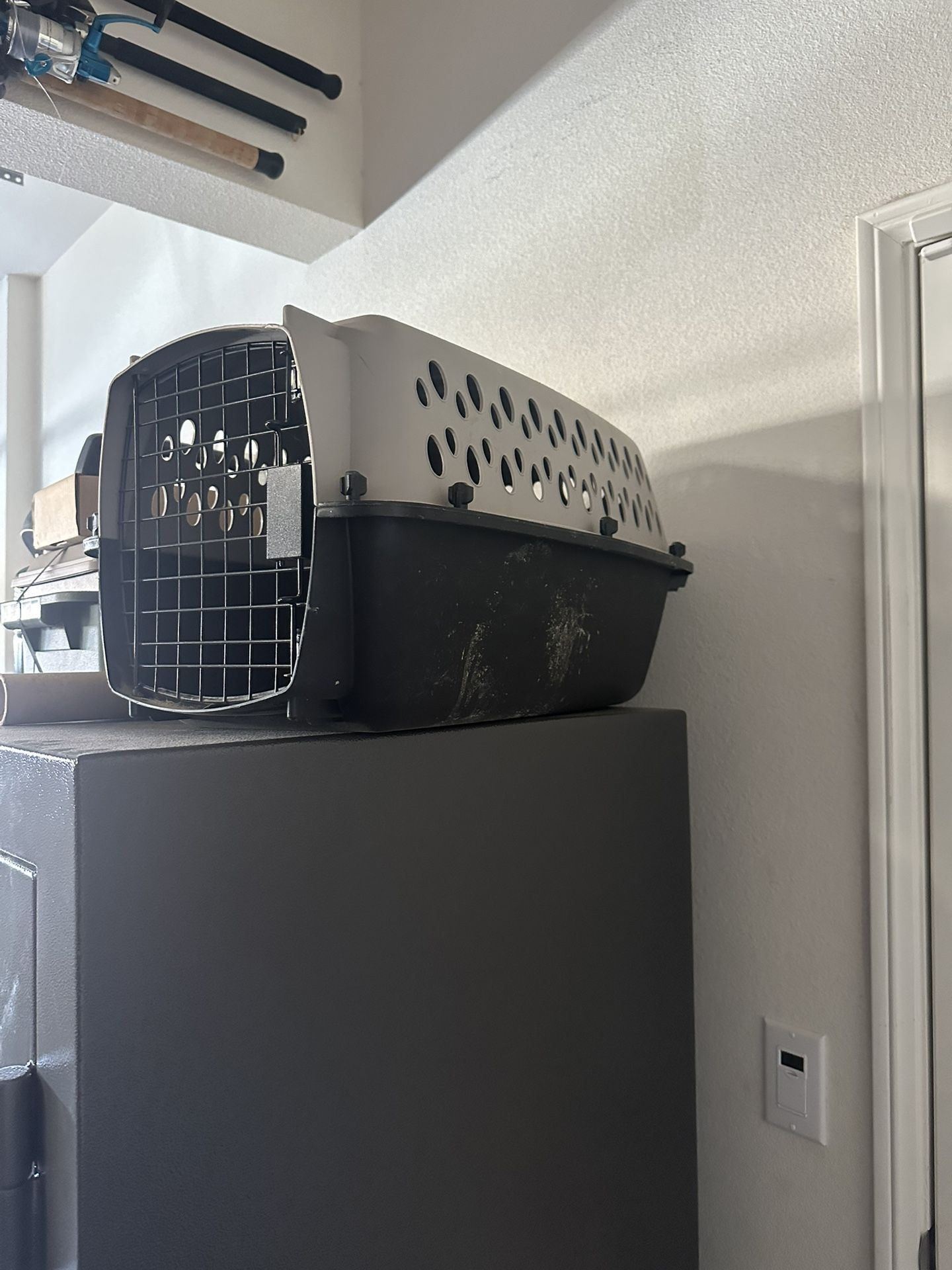 Pet carrier