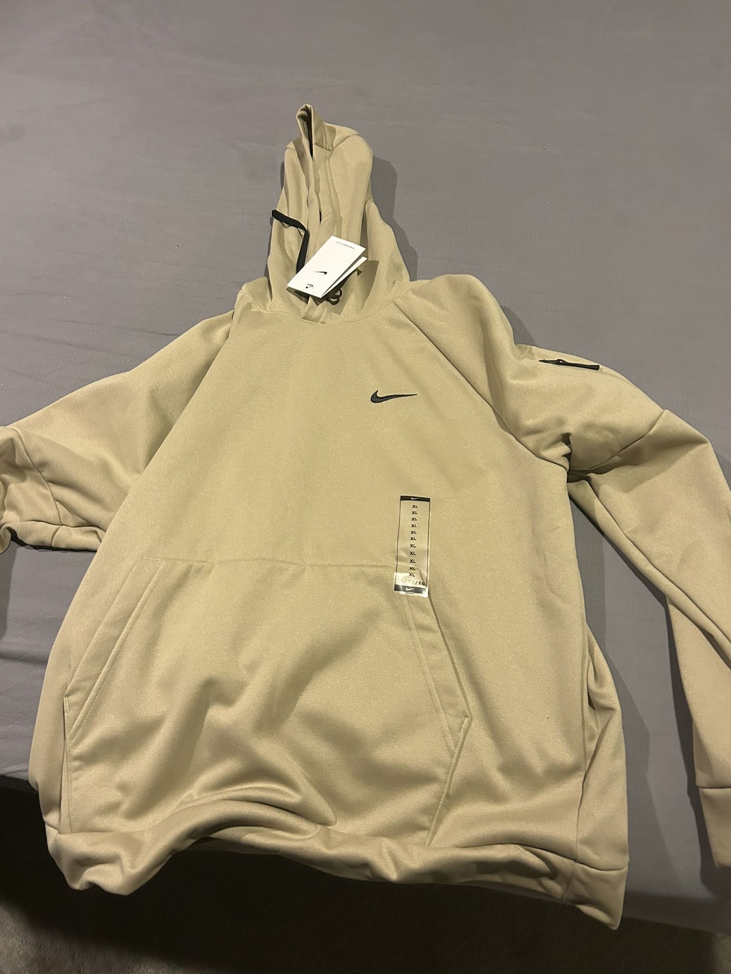 Nike therma Fit Sweatshirt