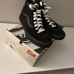 Crockett high vans (black) with white laces 