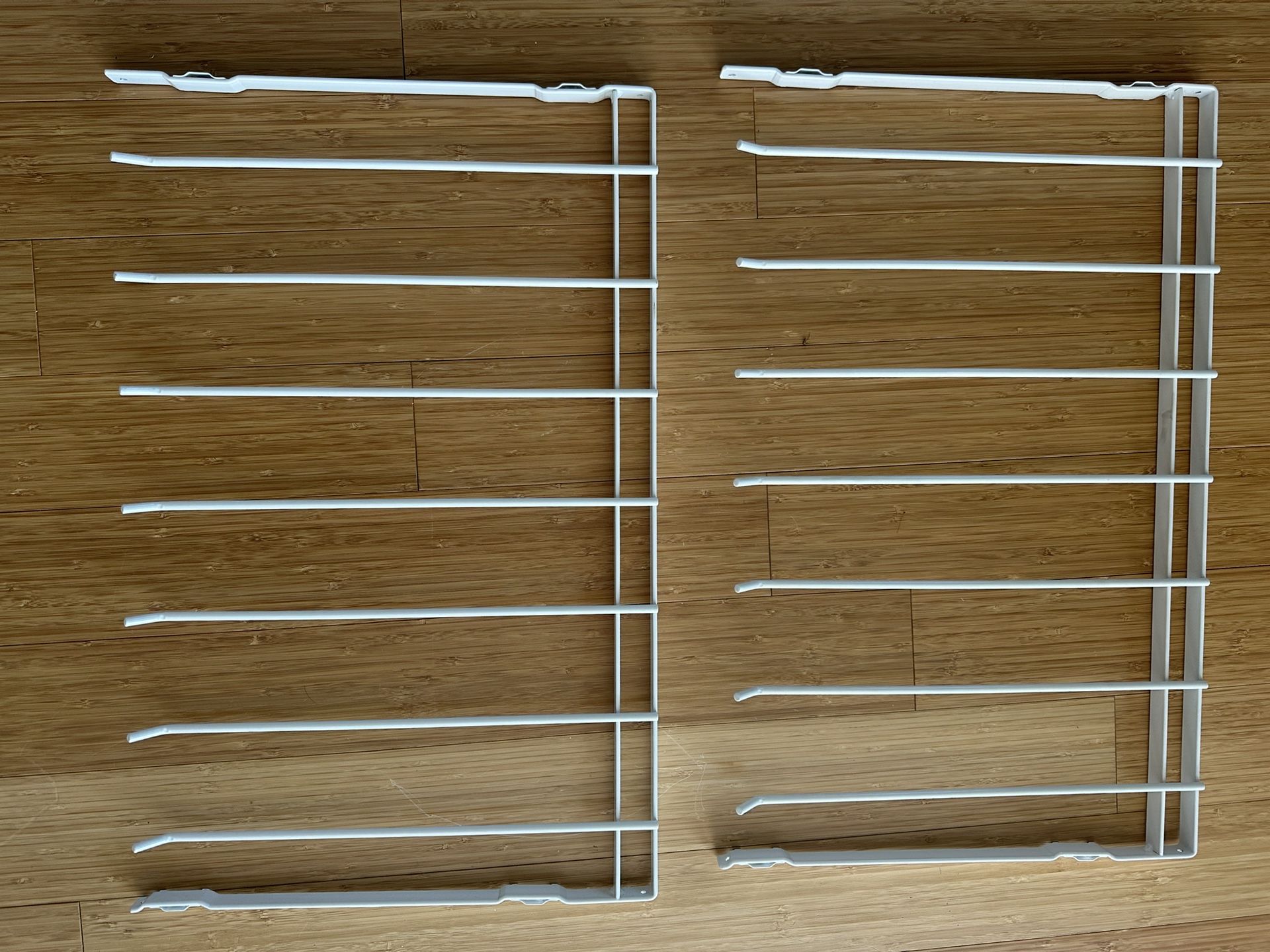 Ikea Boaxel 23 5/8” 60cm Pant Rack (discontinued)
