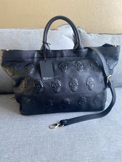 NEW- i’Opelle Italia Skull Embossed Leather Tote- Black/Large