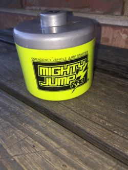 NEVER USED~MIGHTY JUMP PRO (Emergency Vehicle Jump Starter)