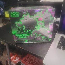 Pokemon Shrouded Fable Trainer Box