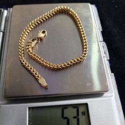 18 Karat Gold