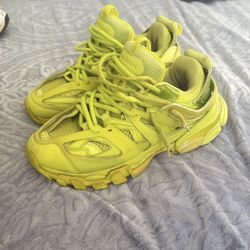 Balenciaga Tracks