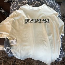 Brand New - Essential  Shirt 🔥 