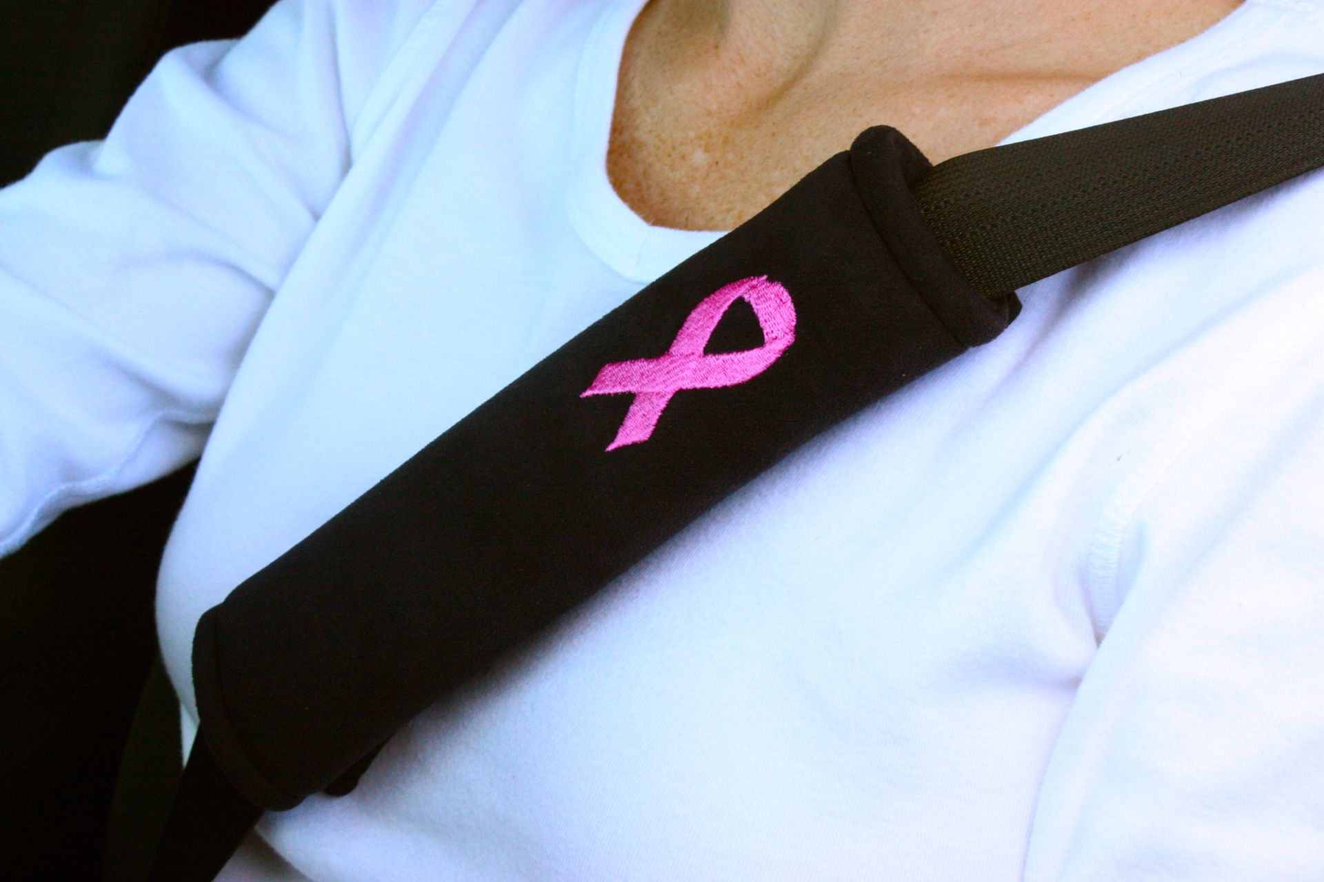 Pink Ribbon Seatbelt Cover/Pad/Cushion for Breast Cancer