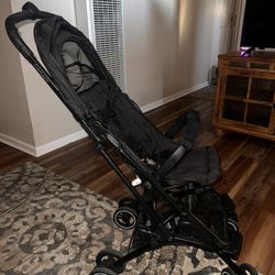It’s y contour Compact Stroller