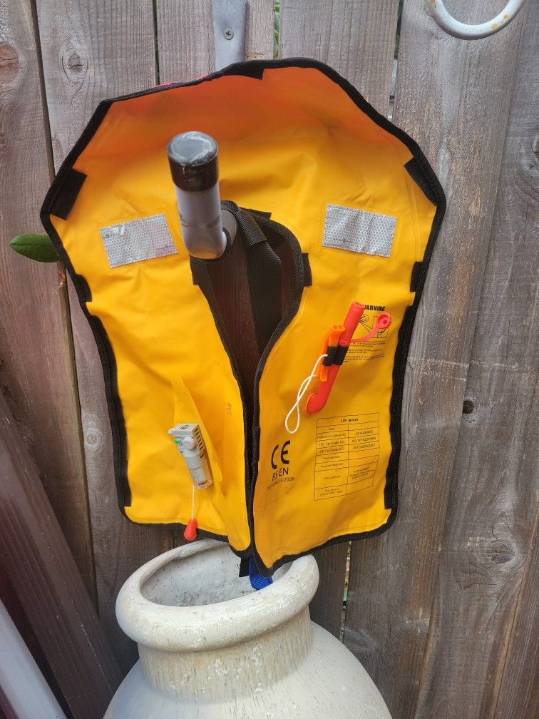 Inflatable, Adult Life Jacket Like NEW