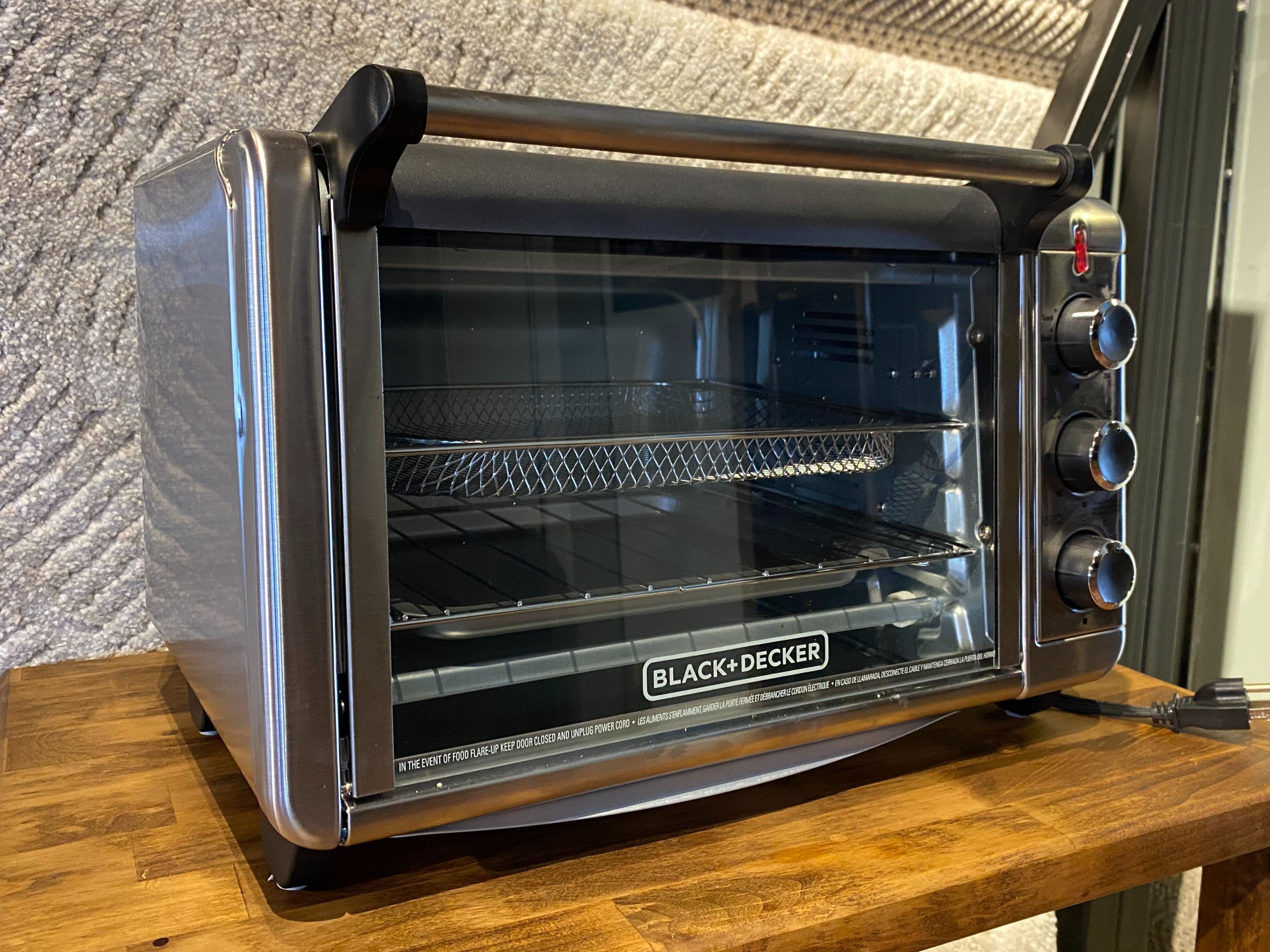 BLACK & DECKER Like New Toaster Oven