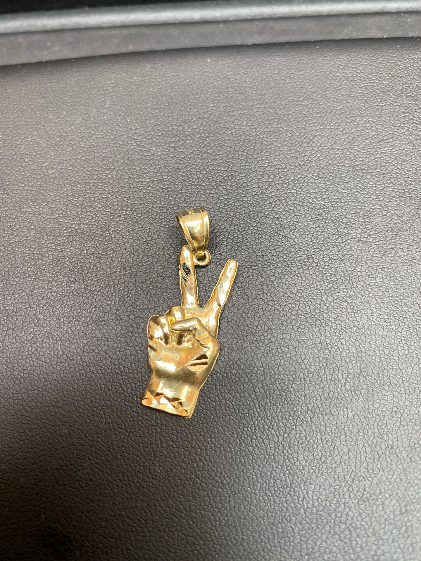 10 k real solid gold pendant 1.25” high