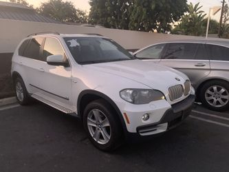 2007 BMW X5 v8 4.8 part out